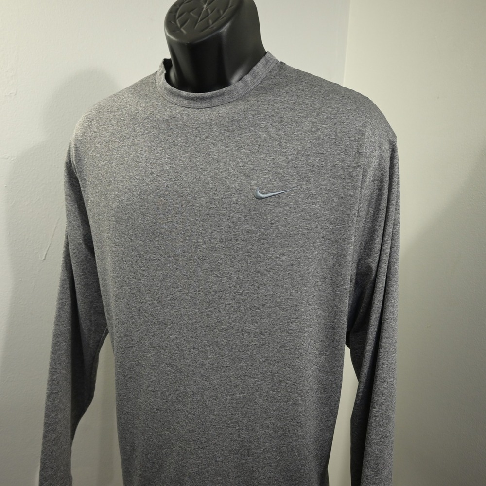 Nike Training T-Shirt Mens Large Gray Long Sleeve NikeFIT Moisture Wicking